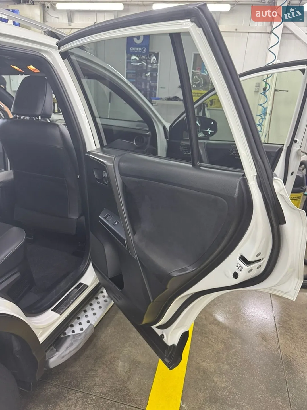 2018 Toyota RAV 4 - мініатюра 26