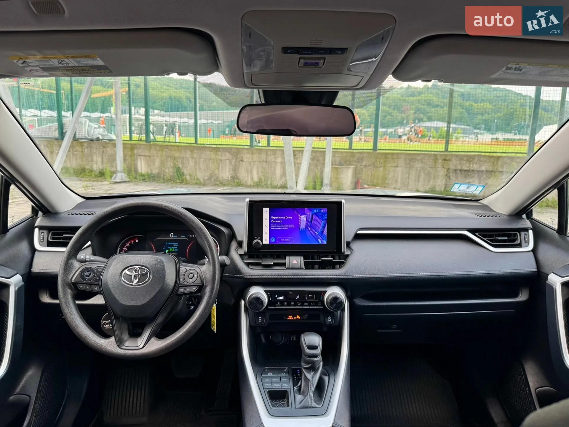 2025 Toyota RAV 4 - мініатюра 11