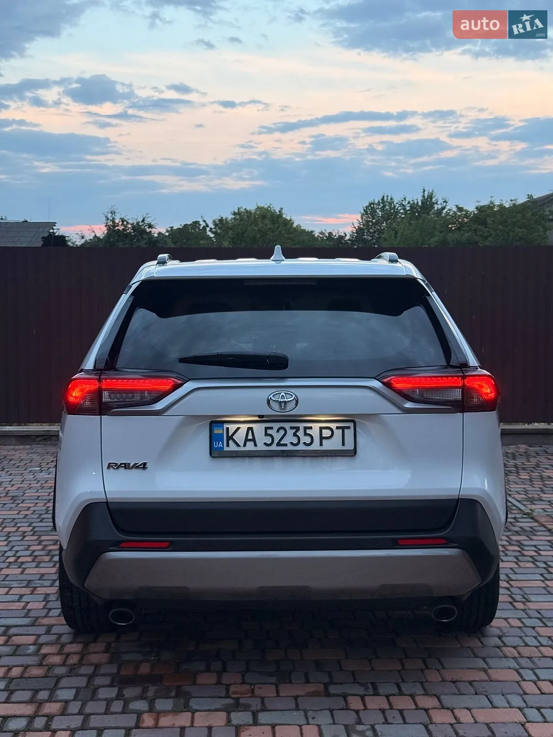 2022 Toyota RAV 4 - мініатюра 8