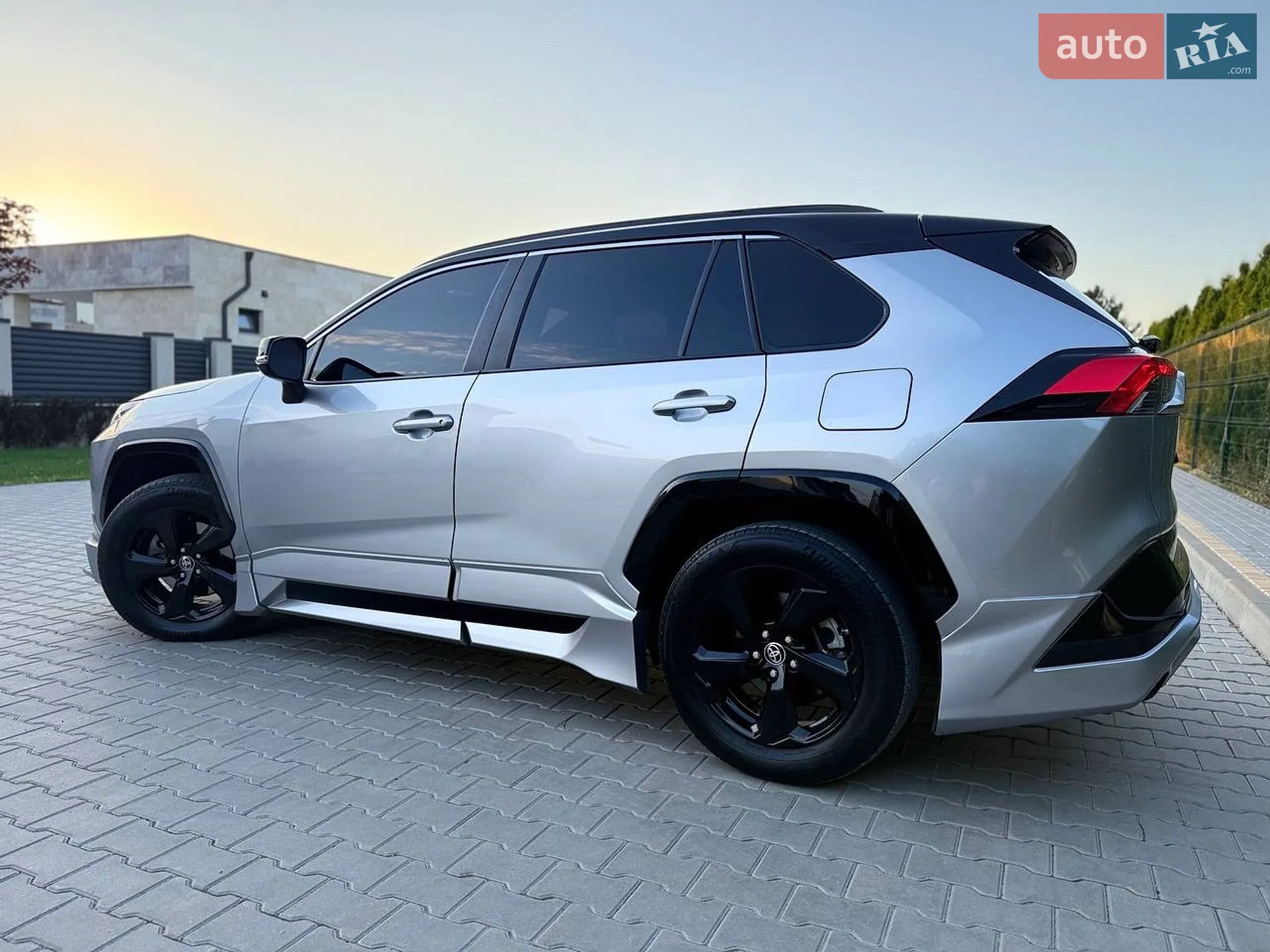 2021 Toyota RAV 4 - мініатюра 13