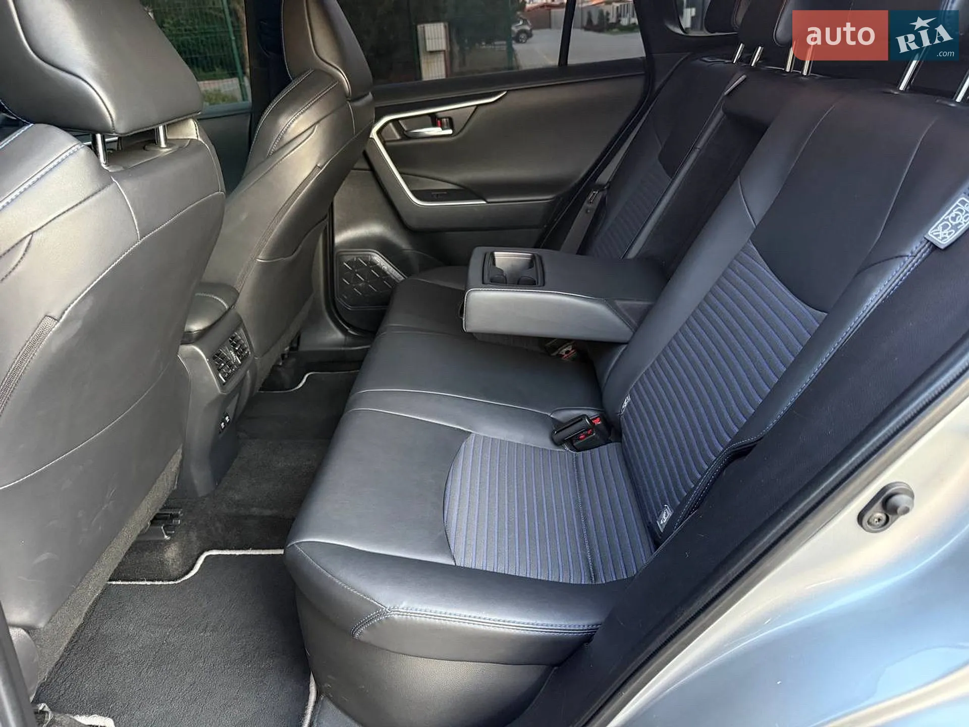 2021 Toyota RAV 4 - мініатюра 22