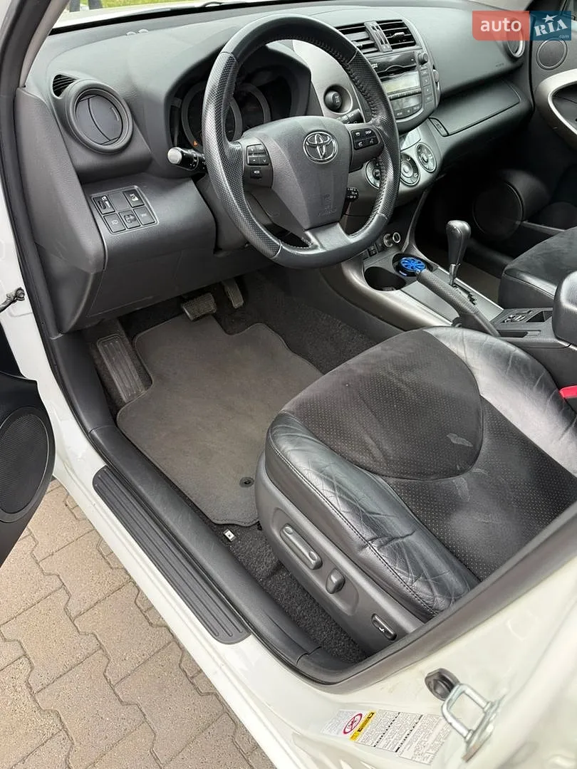2010 Toyota RAV 4 - мініатюра 5