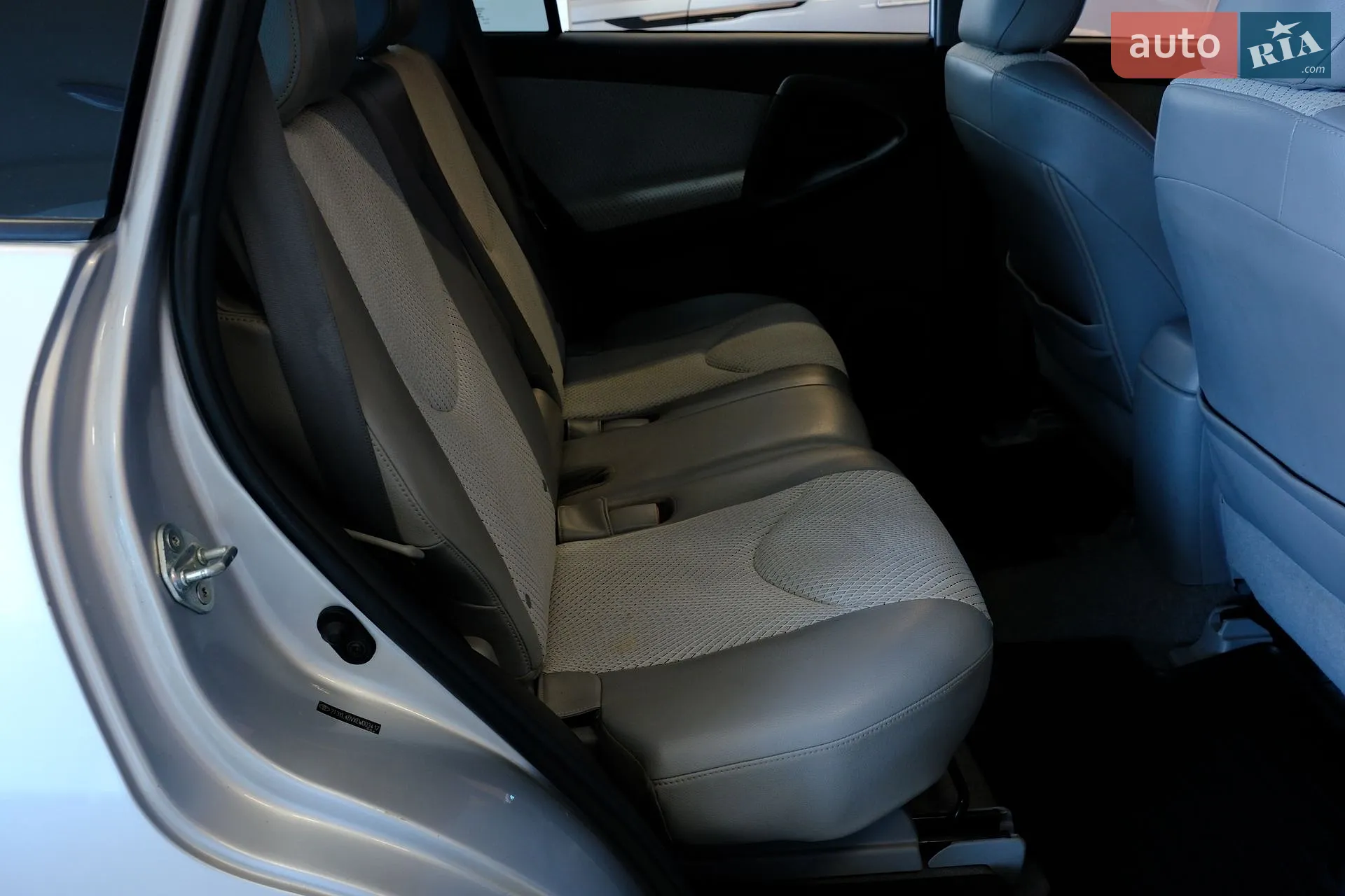 2014 Toyota RAV 4 - мініатюра 30