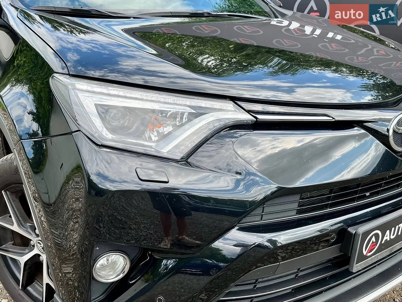 2017 Toyota RAV 4 - мініатюра 3