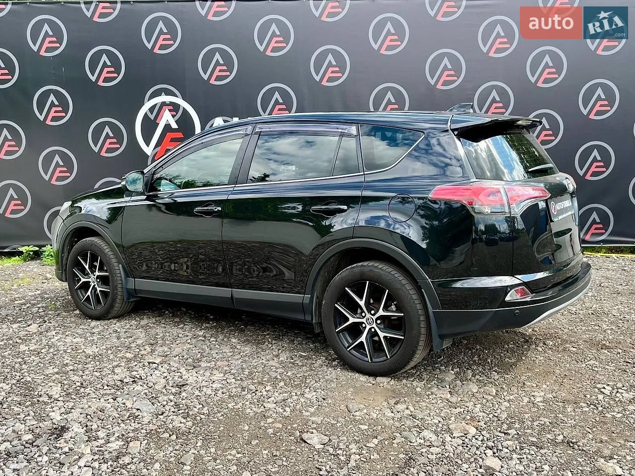 2017 Toyota RAV 4 - мініатюра 10