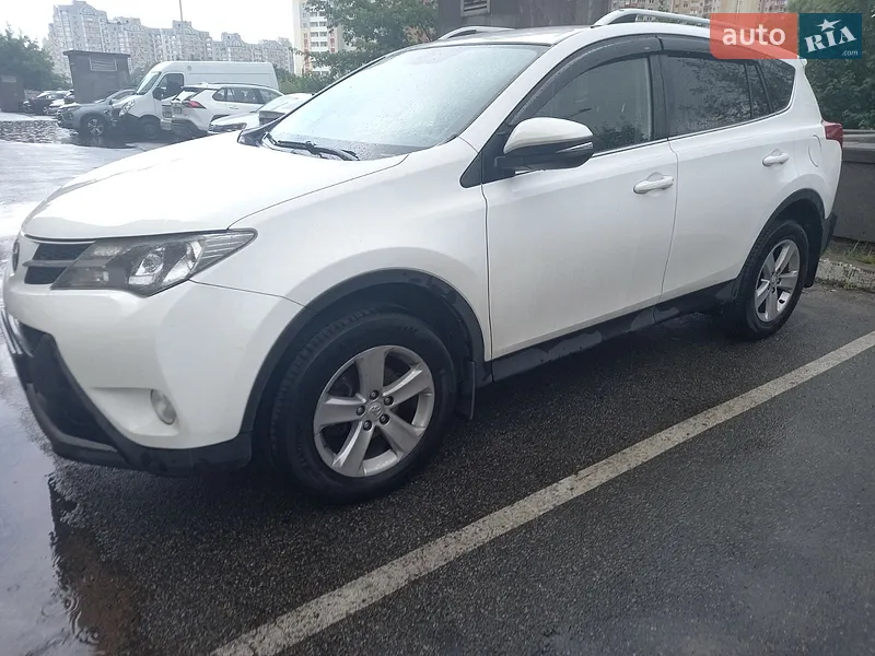 Toyota RAV4 2013
