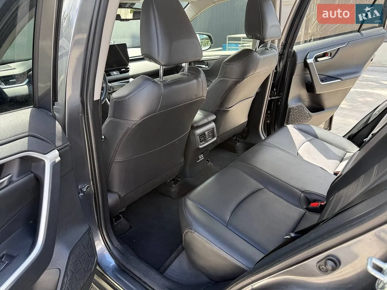 2023 Toyota RAV 4 - мініатюра 23