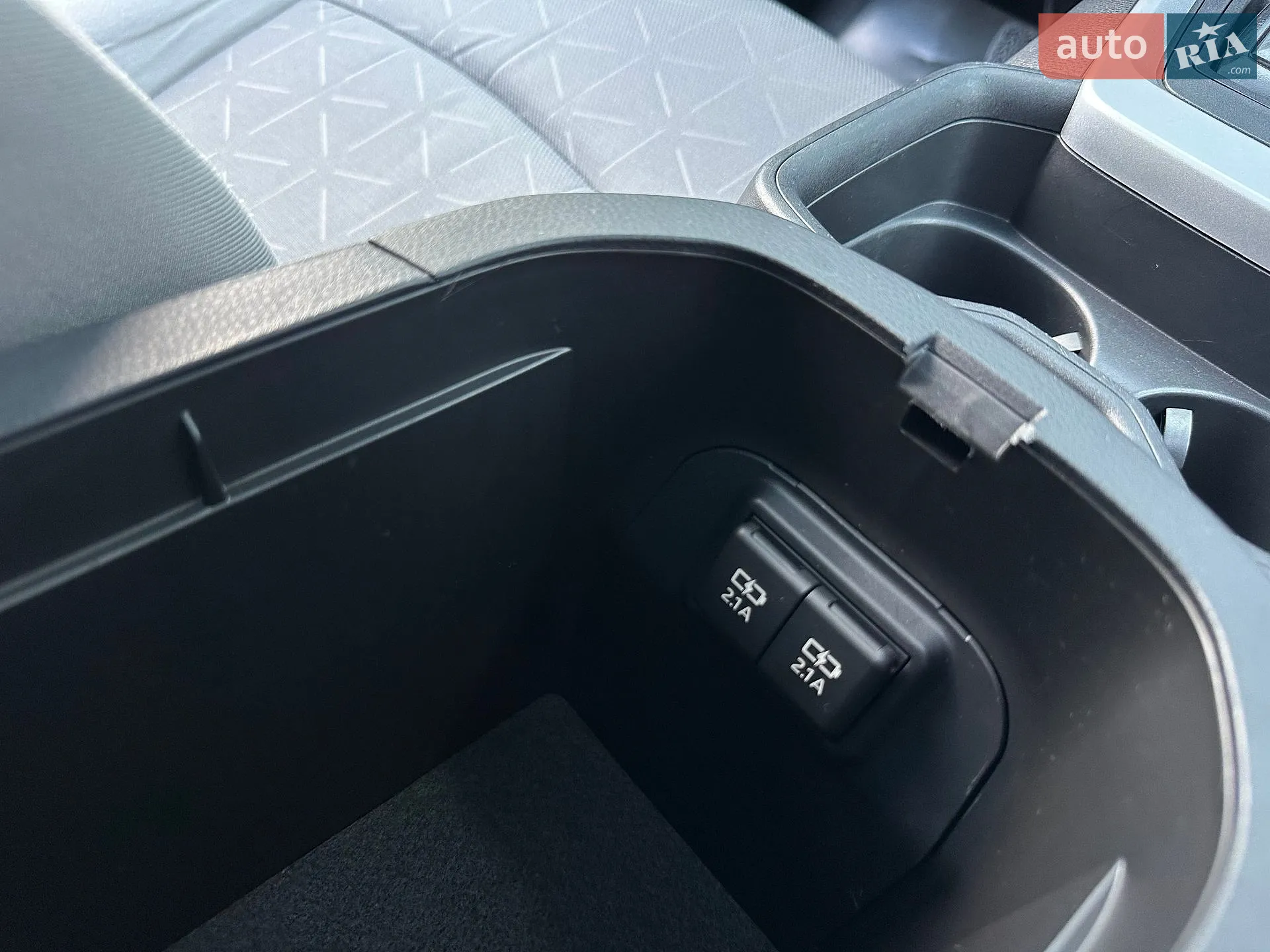 2019 Toyota RAV 4 - мініатюра 54