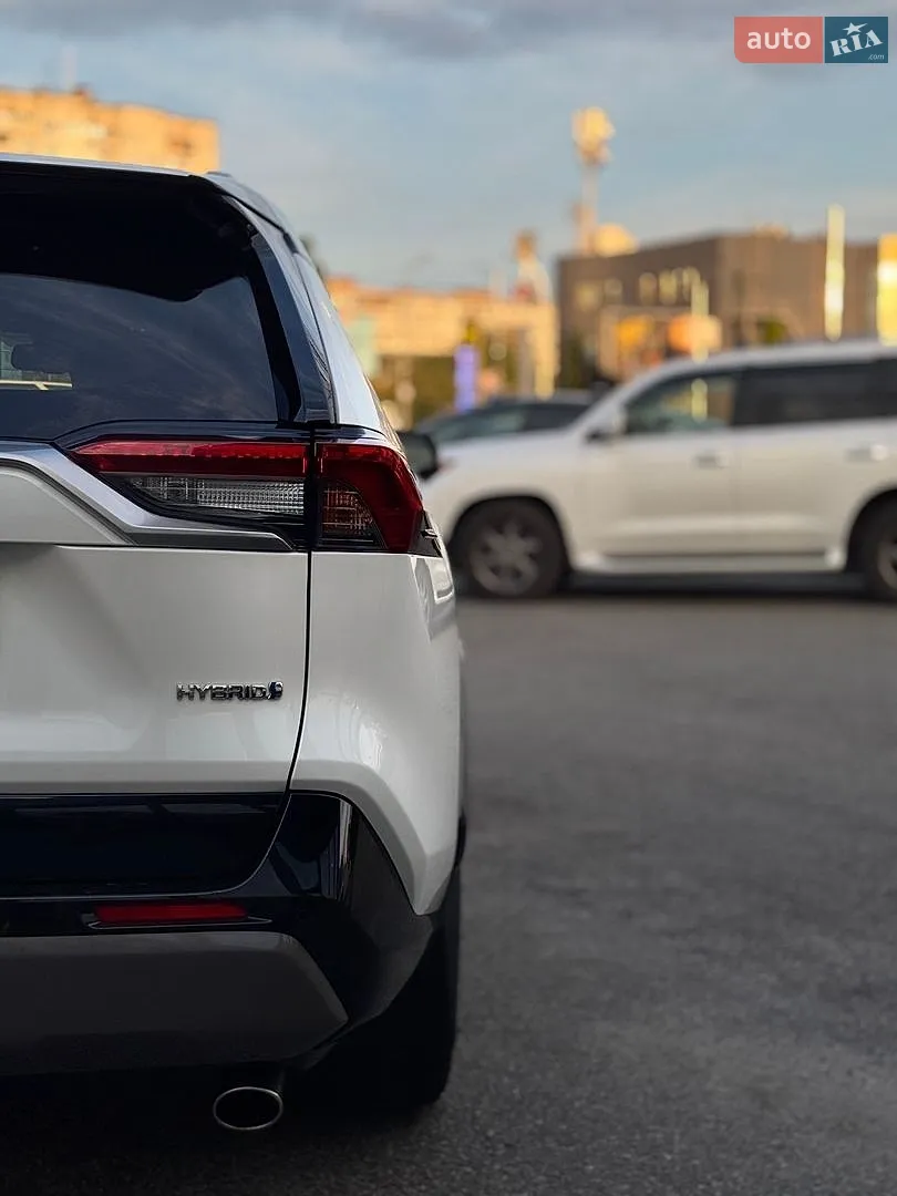 2019 Toyota RAV 4 - мініатюра 9