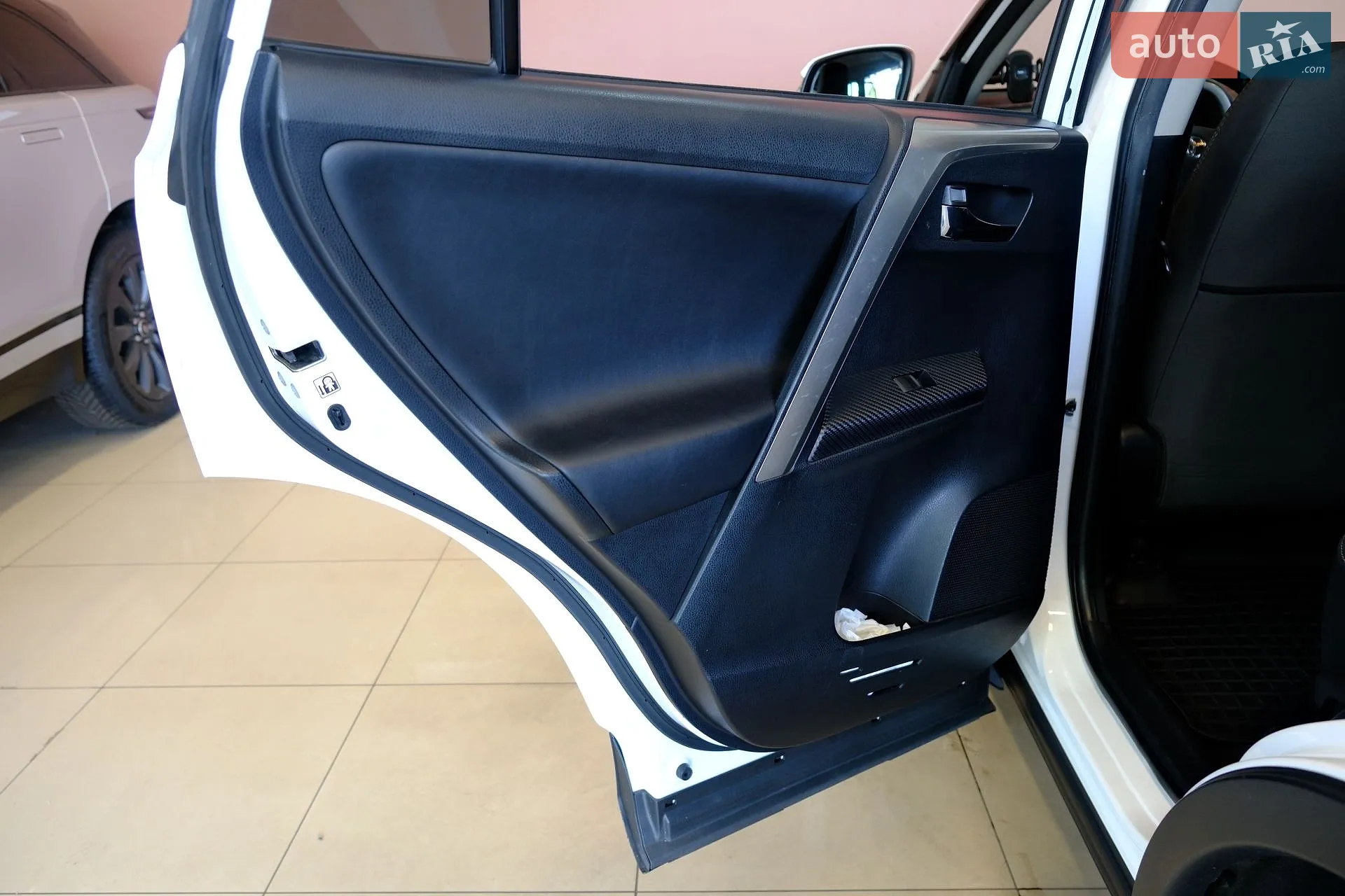 2014 Toyota RAV 4 - мініатюра 29