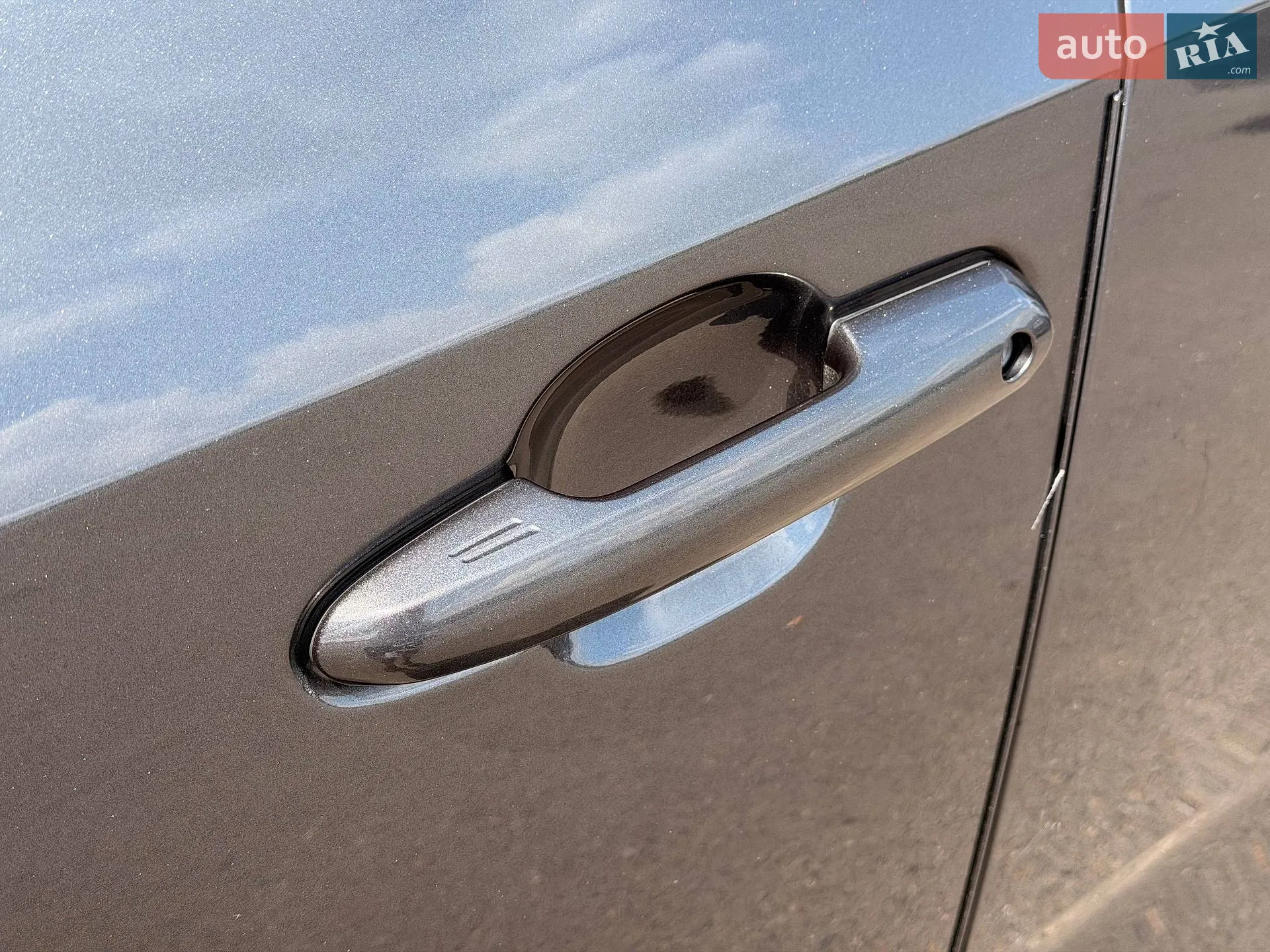 2019 Toyota RAV 4 - мініатюра 12