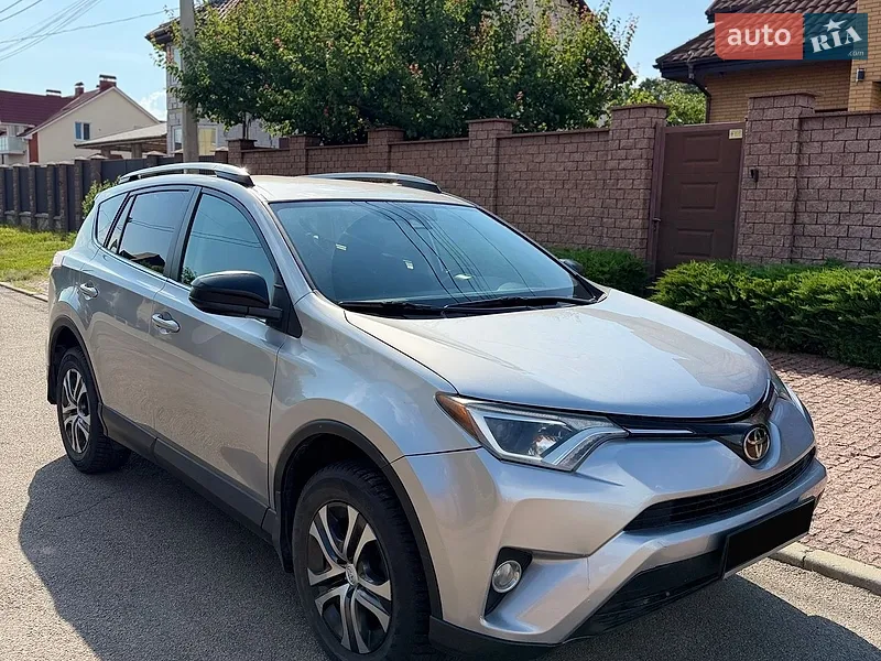 Toyota RAV4 2017