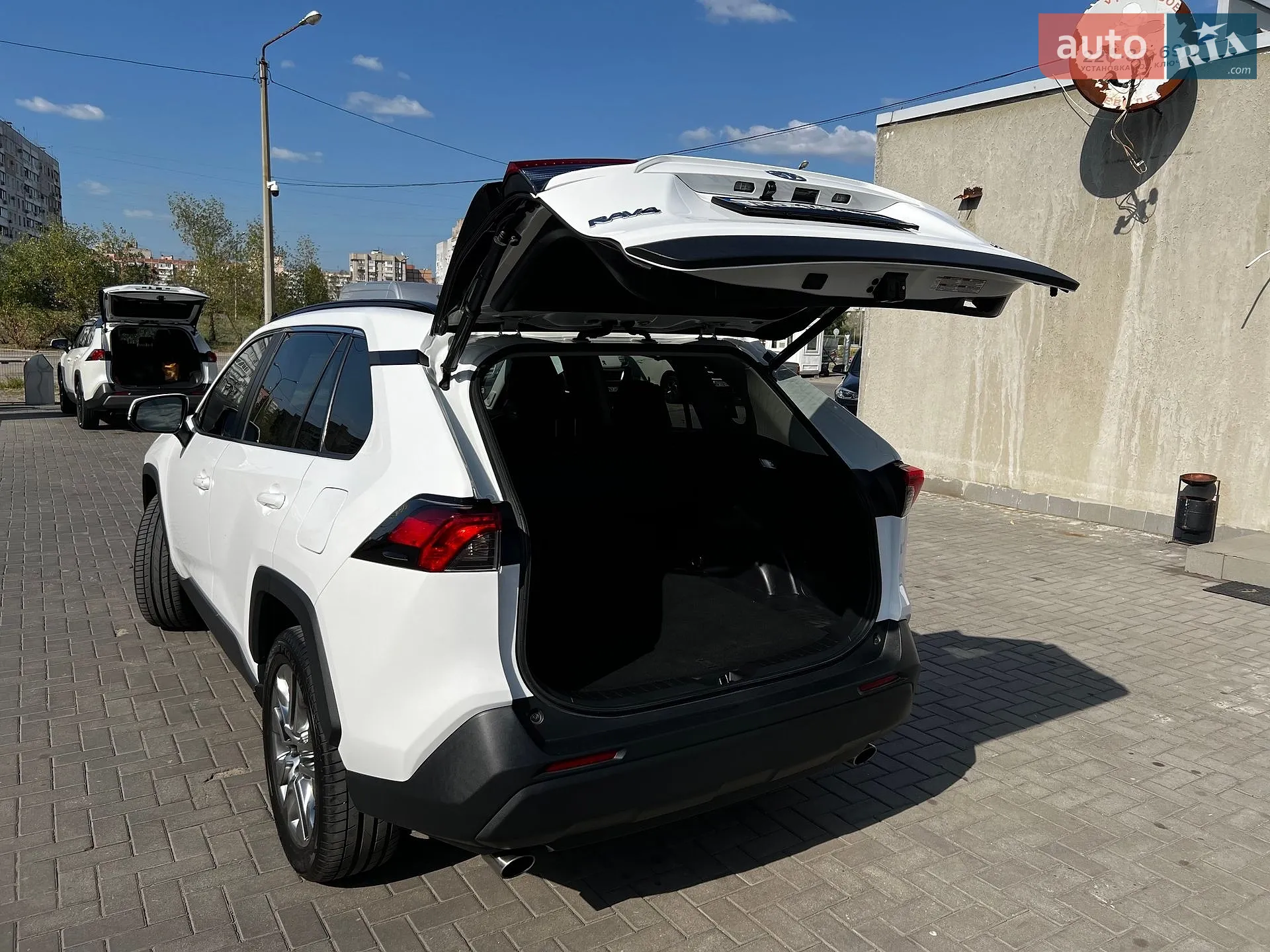 2019 Toyota RAV 4 - мініатюра 6