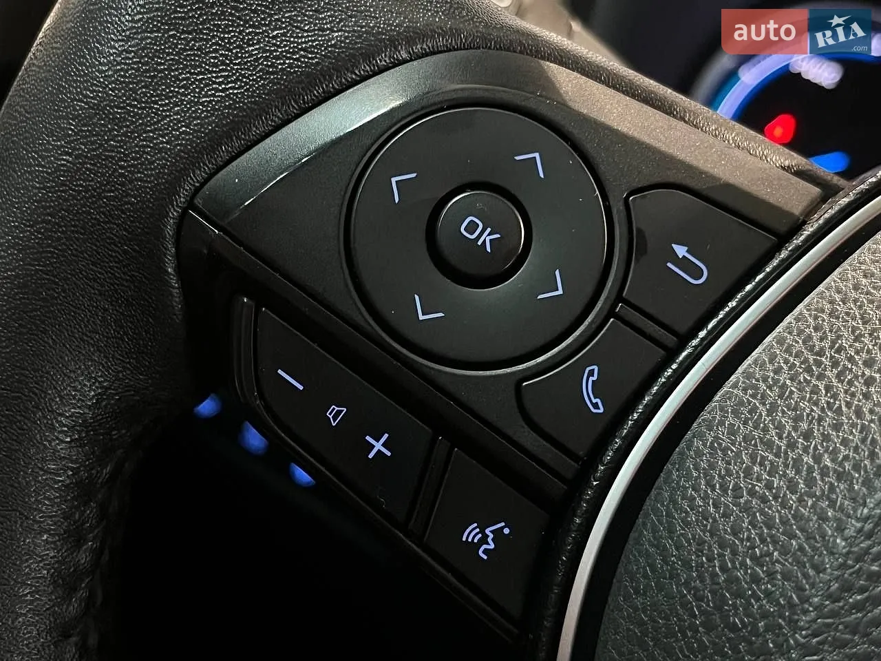 2020 Toyota RAV 4 - мініатюра 29
