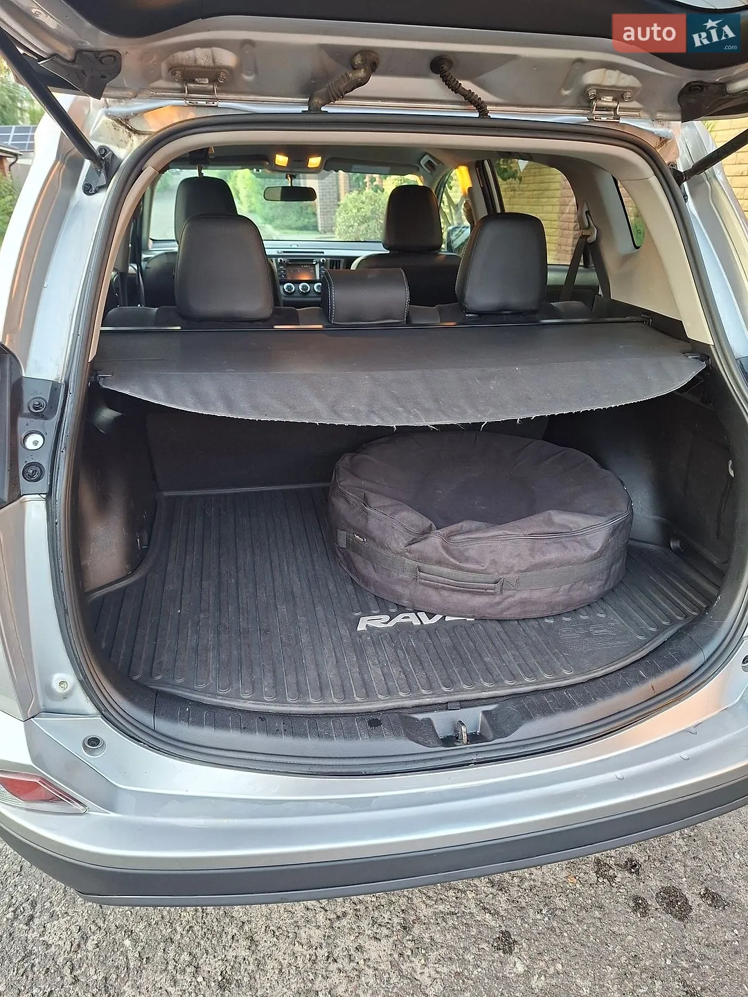 2016 Toyota RAV 4 - мініатюра 18
