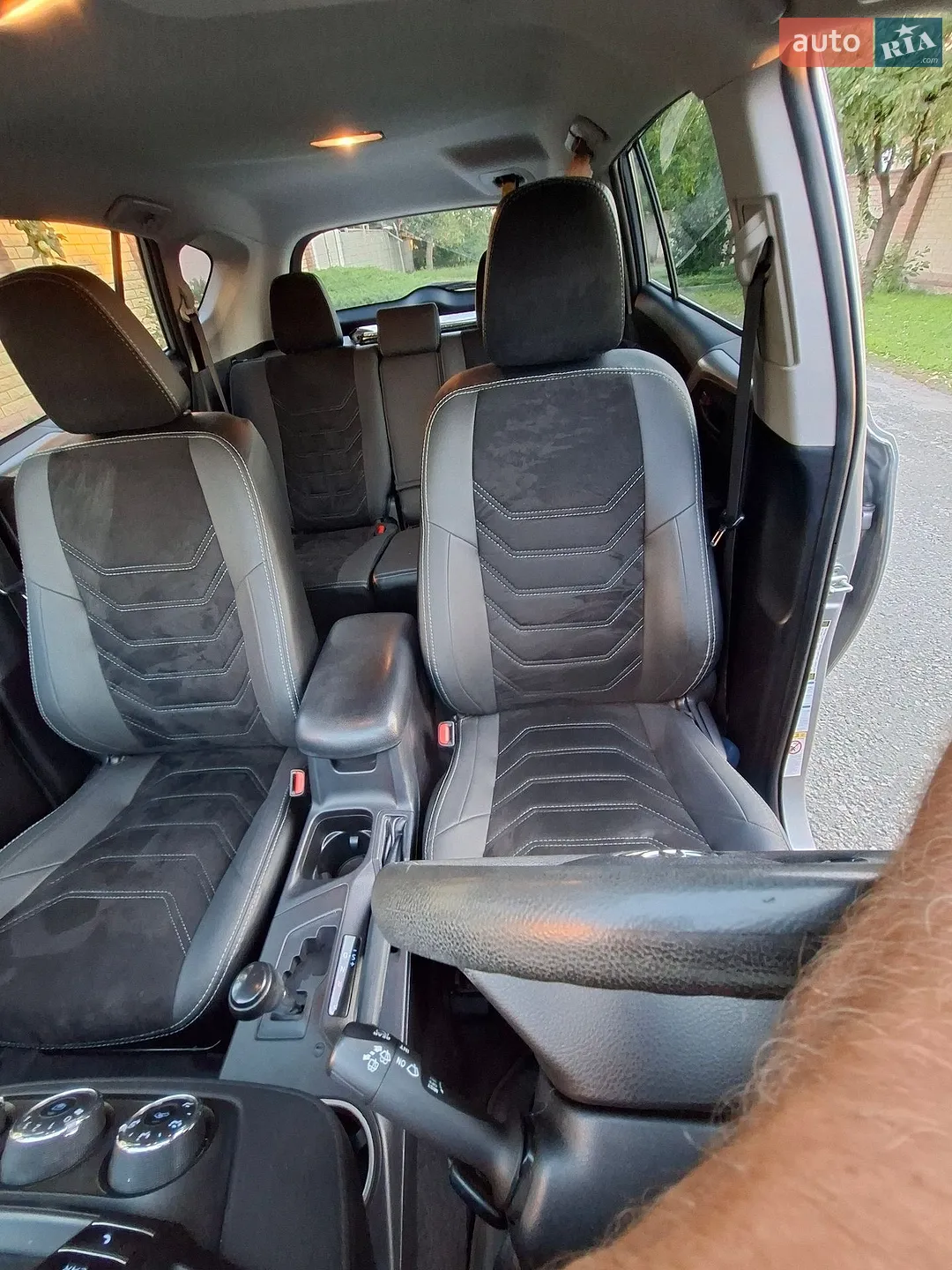 2016 Toyota RAV 4 - мініатюра 26