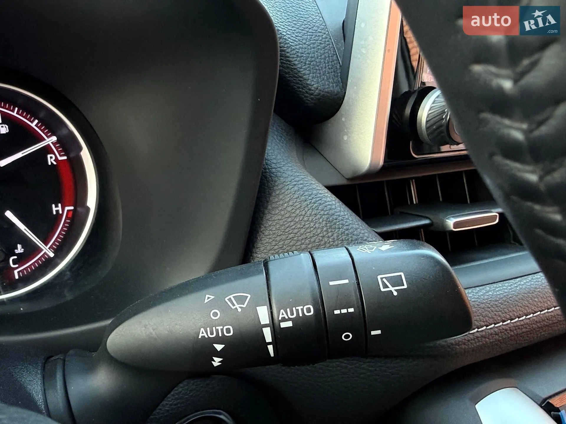 2019 Toyota RAV 4 - мініатюра 63