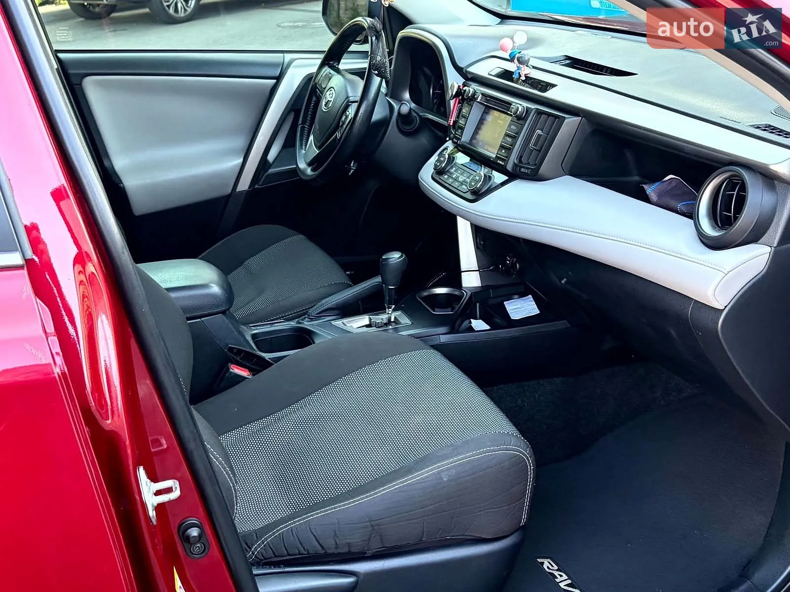 2018 Toyota RAV 4 - мініатюра 15