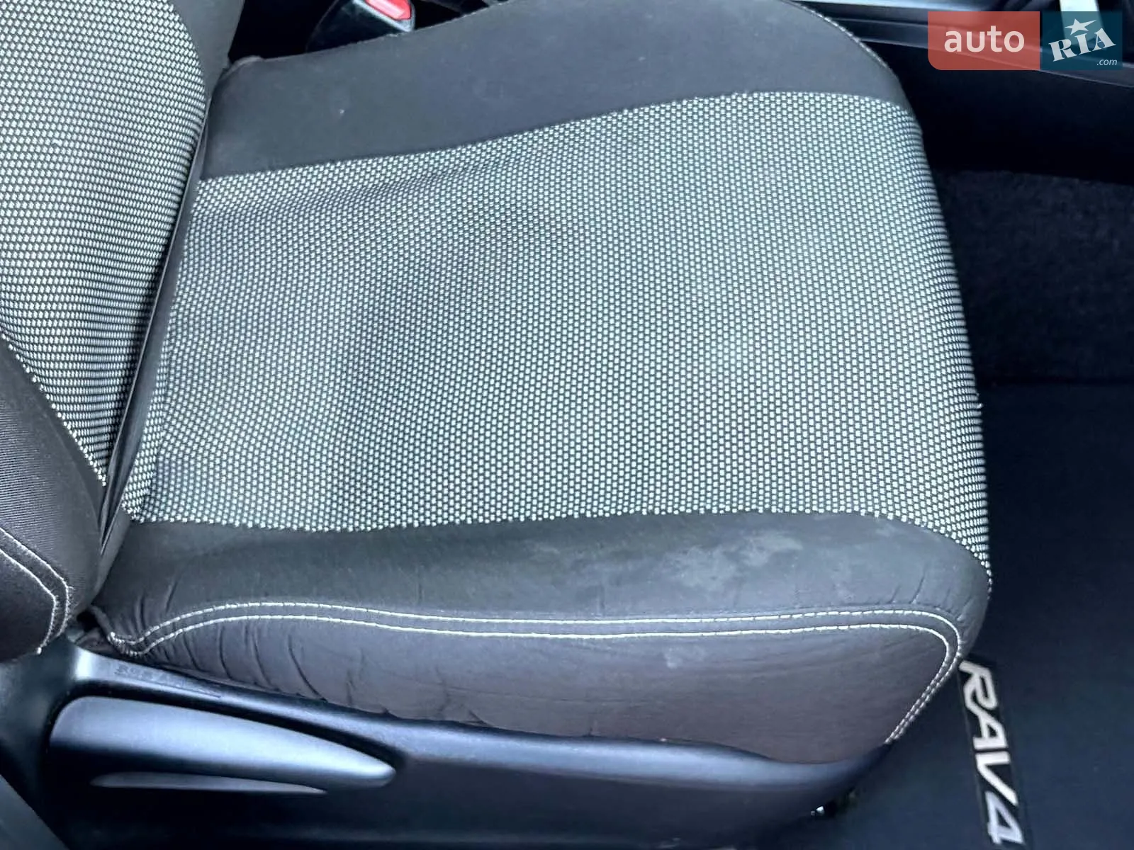 2018 Toyota RAV 4 - мініатюра 20