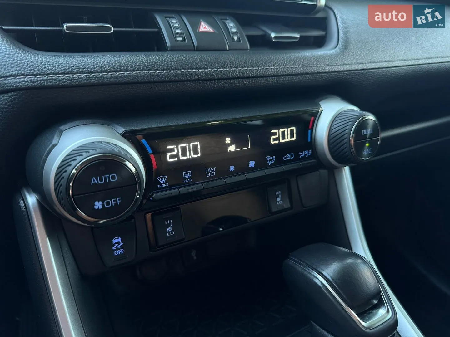 2019 Toyota RAV 4 - мініатюра 20