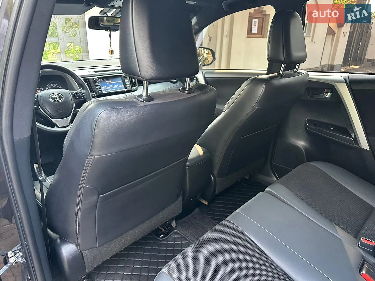 2016 Toyota RAV 4 - мініатюра 103