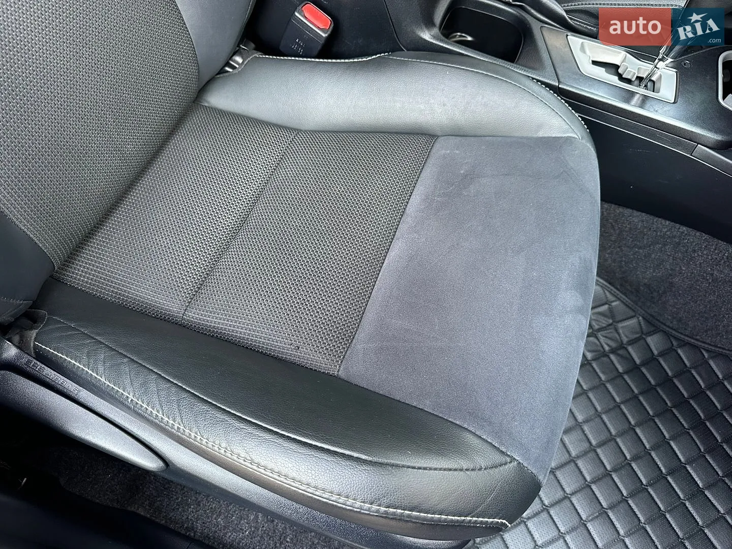 2016 Toyota RAV 4 - мініатюра 127