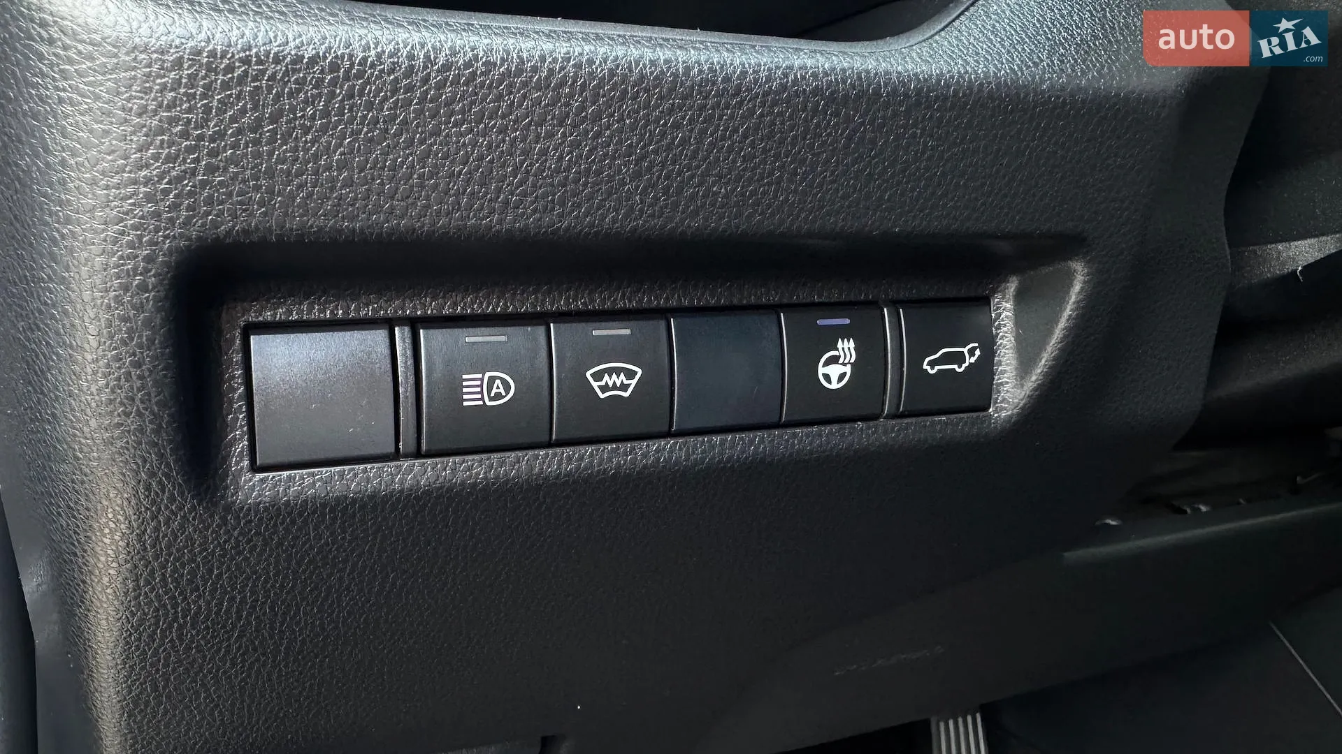 2019 Toyota RAV 4 - мініатюра 28