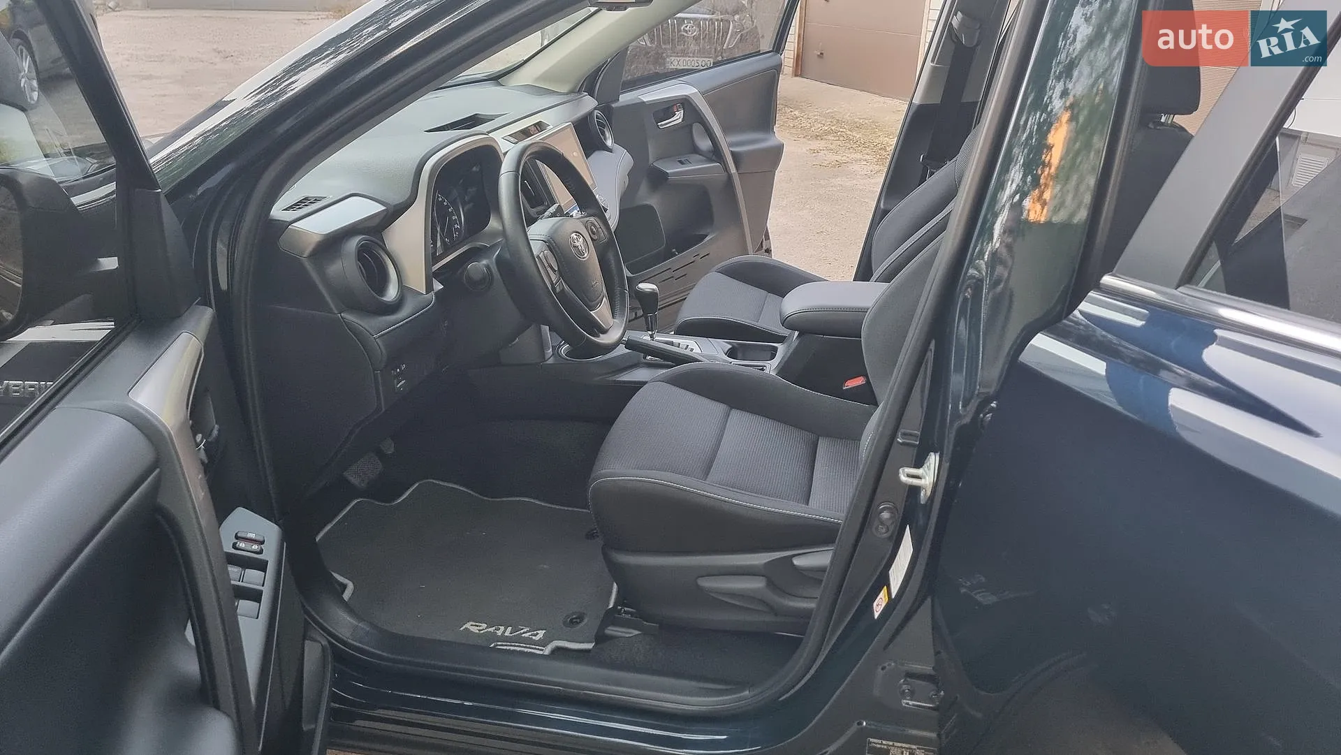 2017 Toyota RAV 4 - мініатюра 22