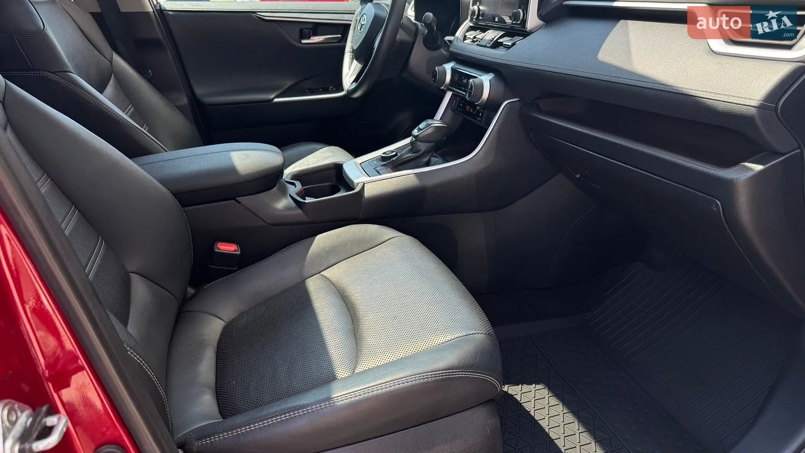 2021 Toyota RAV 4 - мініатюра 6