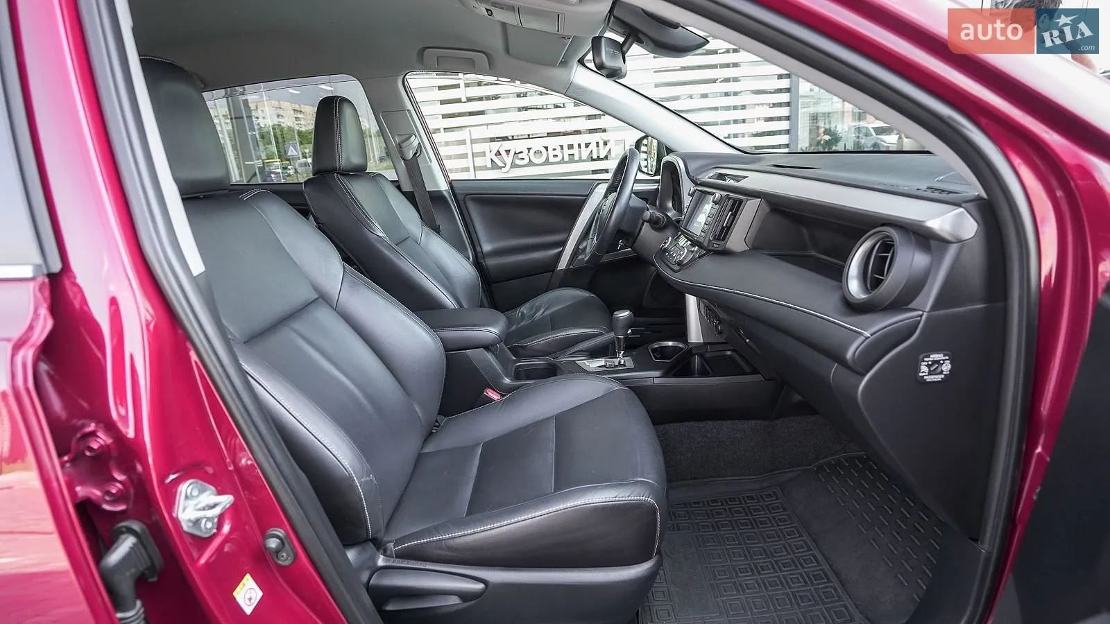 2018 Toyota RAV 4 - мініатюра 6