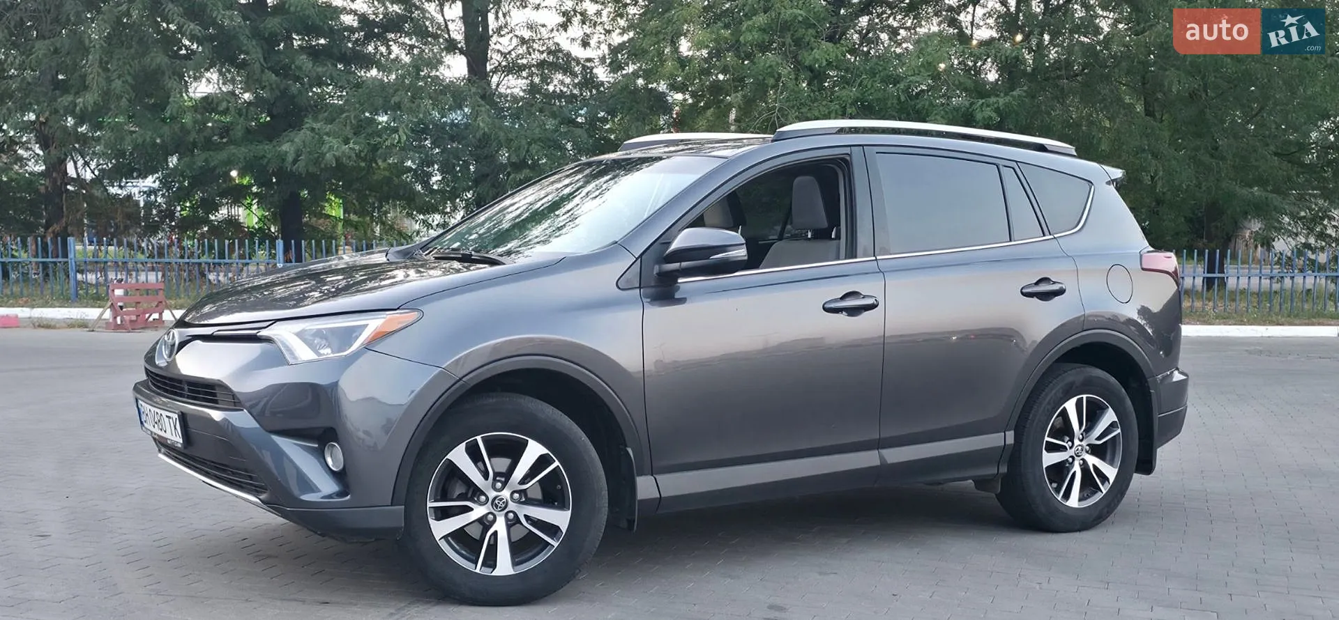 2016 Toyota RAV 4 - мініатюра 11