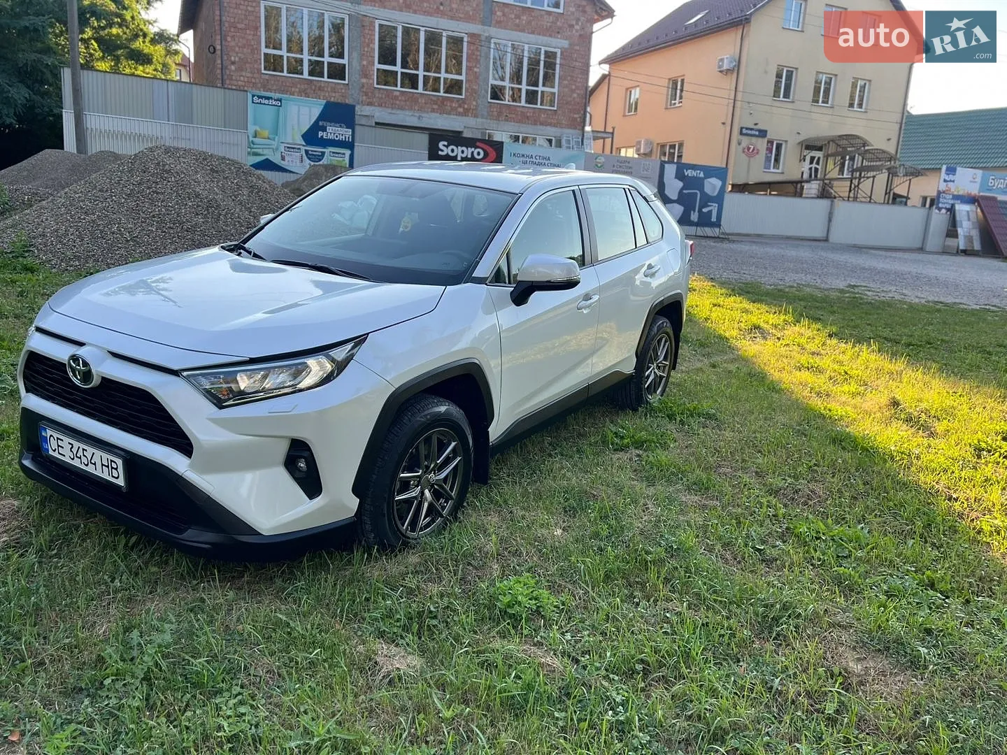 2023 Toyota RAV 4 - мініатюра 2