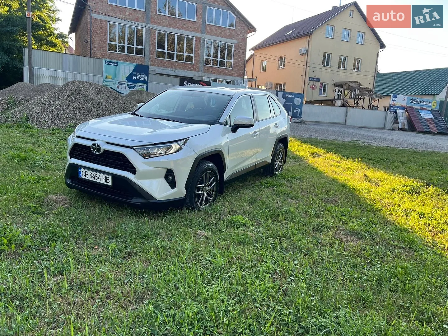 2023 Toyota RAV 4 - мініатюра 4