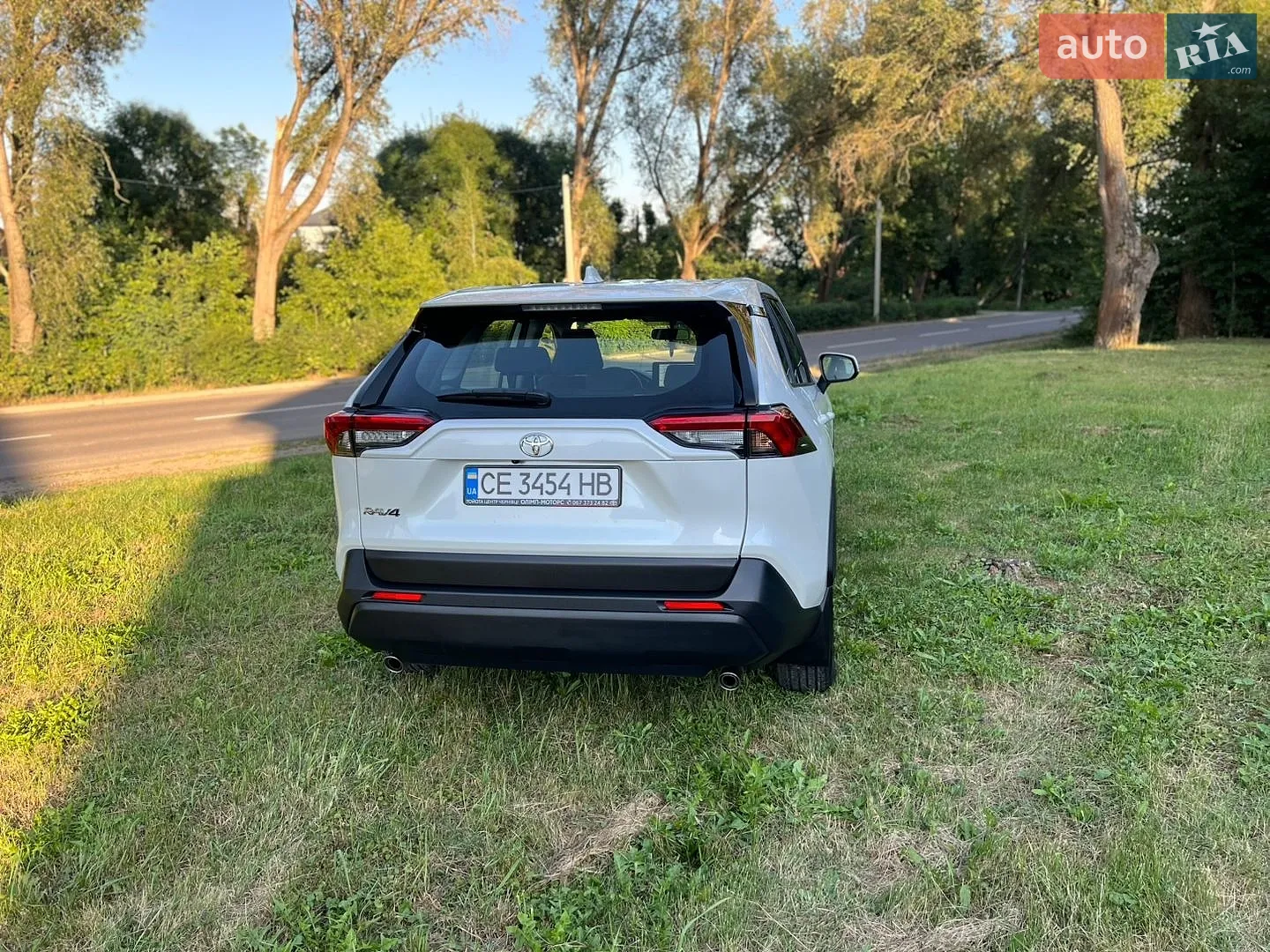 2023 Toyota RAV 4 - мініатюра 13