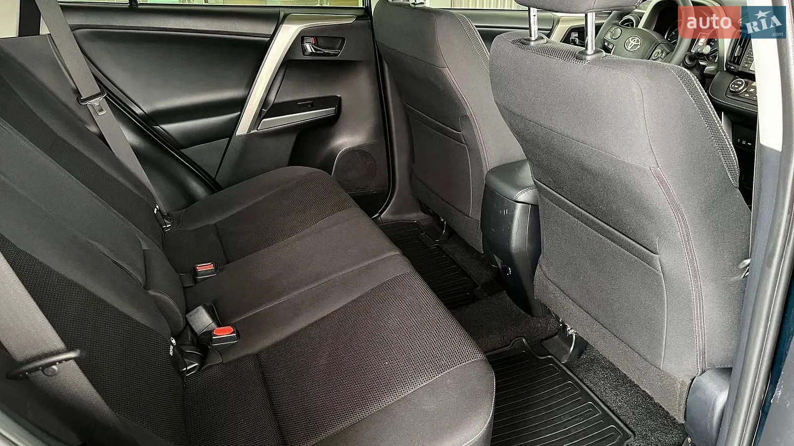 2018 Toyota RAV 4 - мініатюра 7