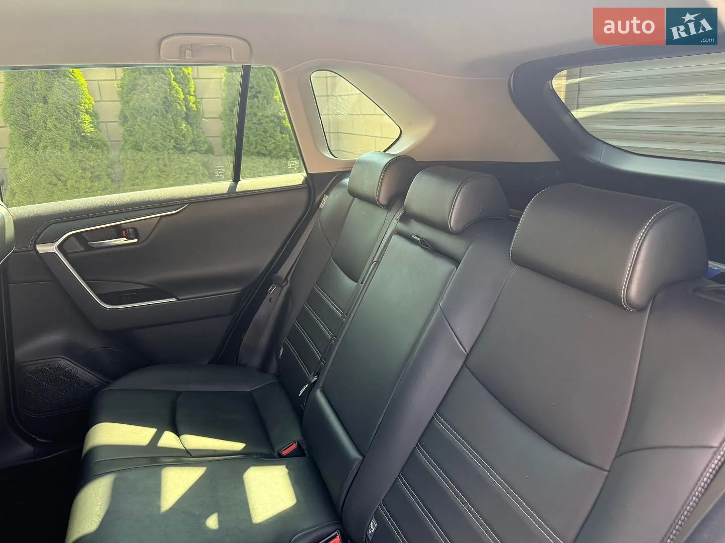2019 Toyota RAV 4 - мініатюра 13