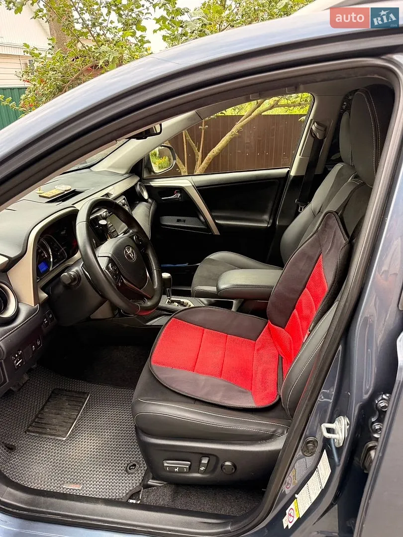 2013 Toyota RAV 4 - мініатюра 11