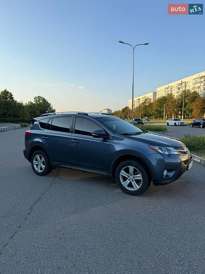2013 Toyota RAV 4 - мініатюра 2