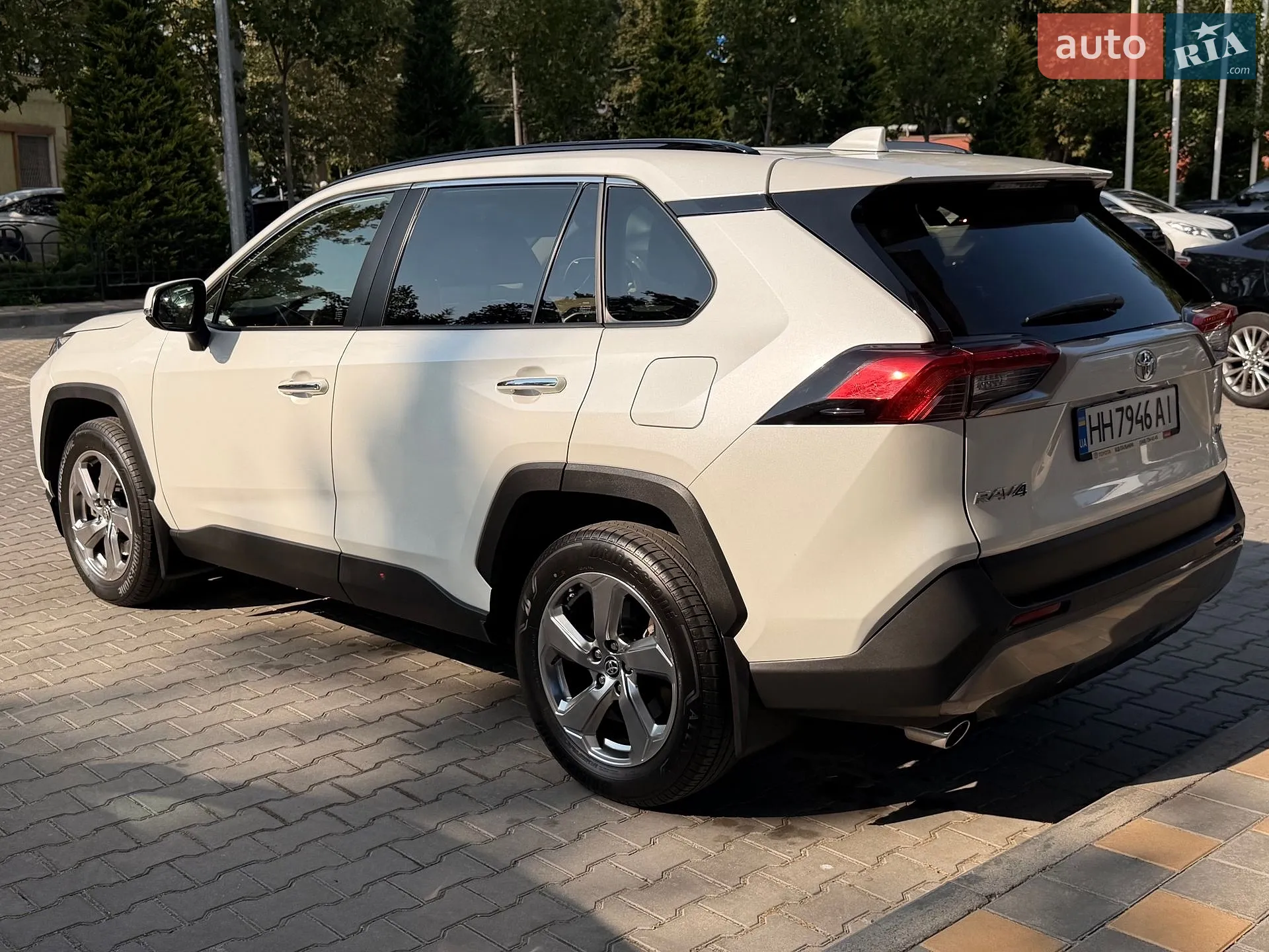 2020 Toyota RAV 4 - мініатюра 9