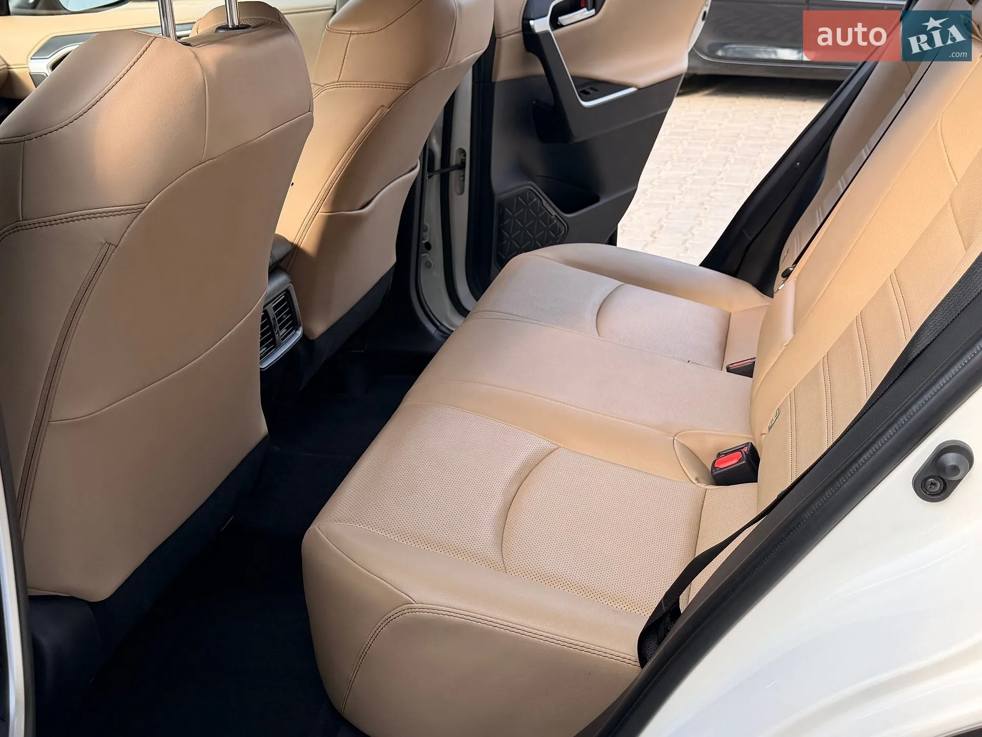 2020 Toyota RAV 4 - мініатюра 17