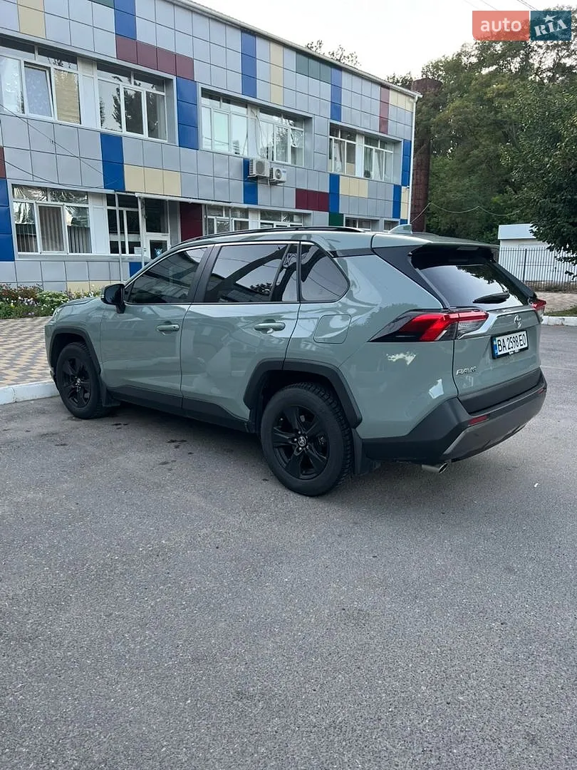 2020 Toyota RAV 4 - мініатюра 4