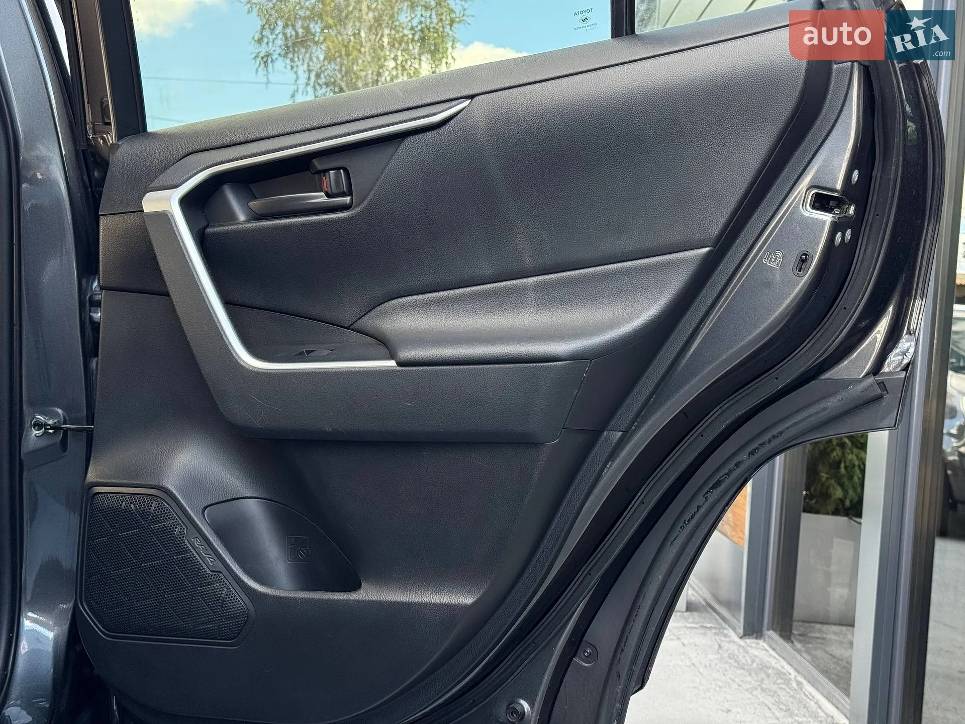 2021 Toyota RAV 4 - мініатюра 41