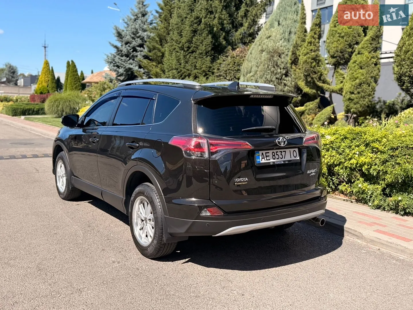 2016 Toyota RAV 4 - мініатюра 16