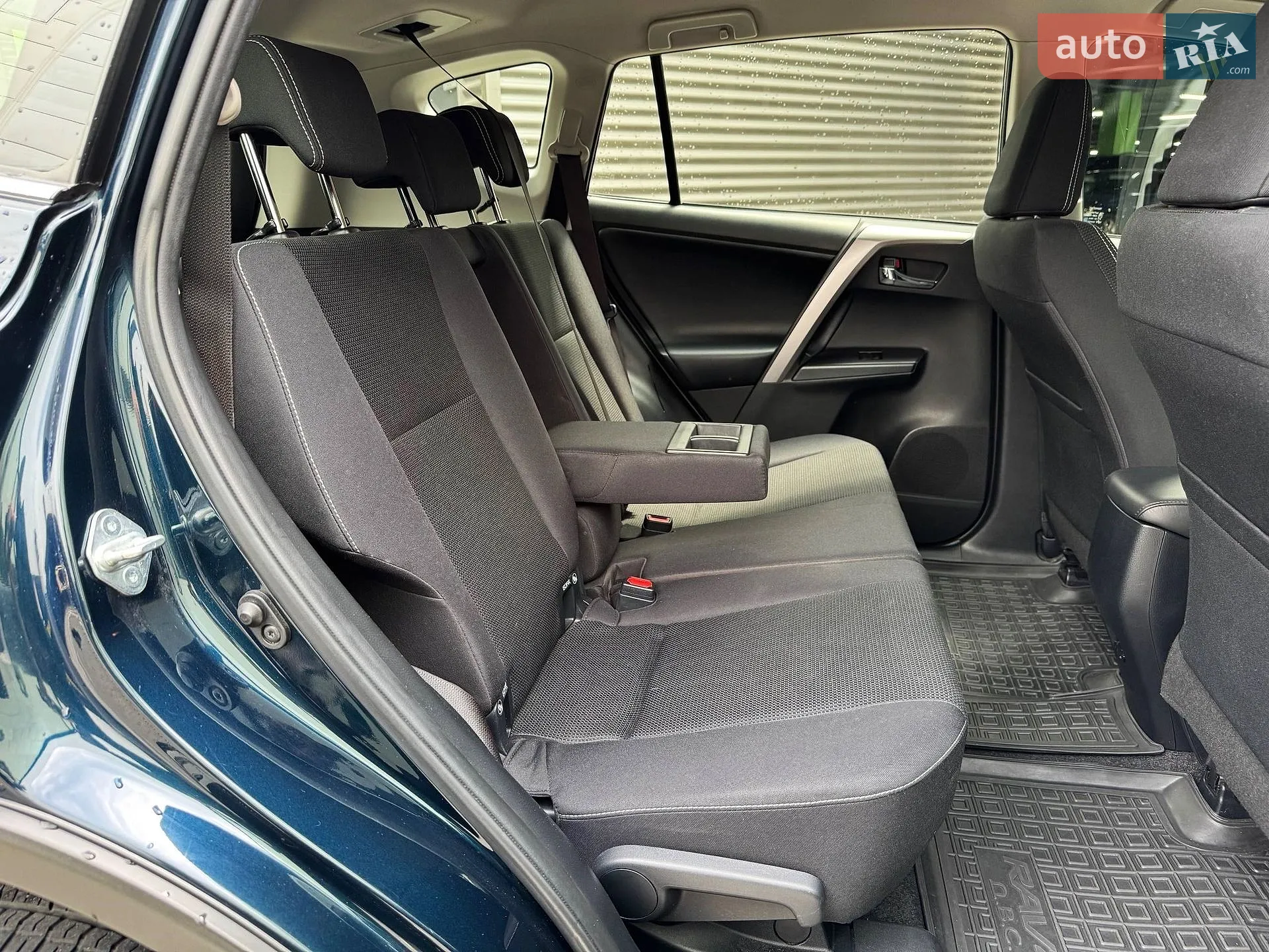 2017 Toyota RAV 4 - мініатюра 13