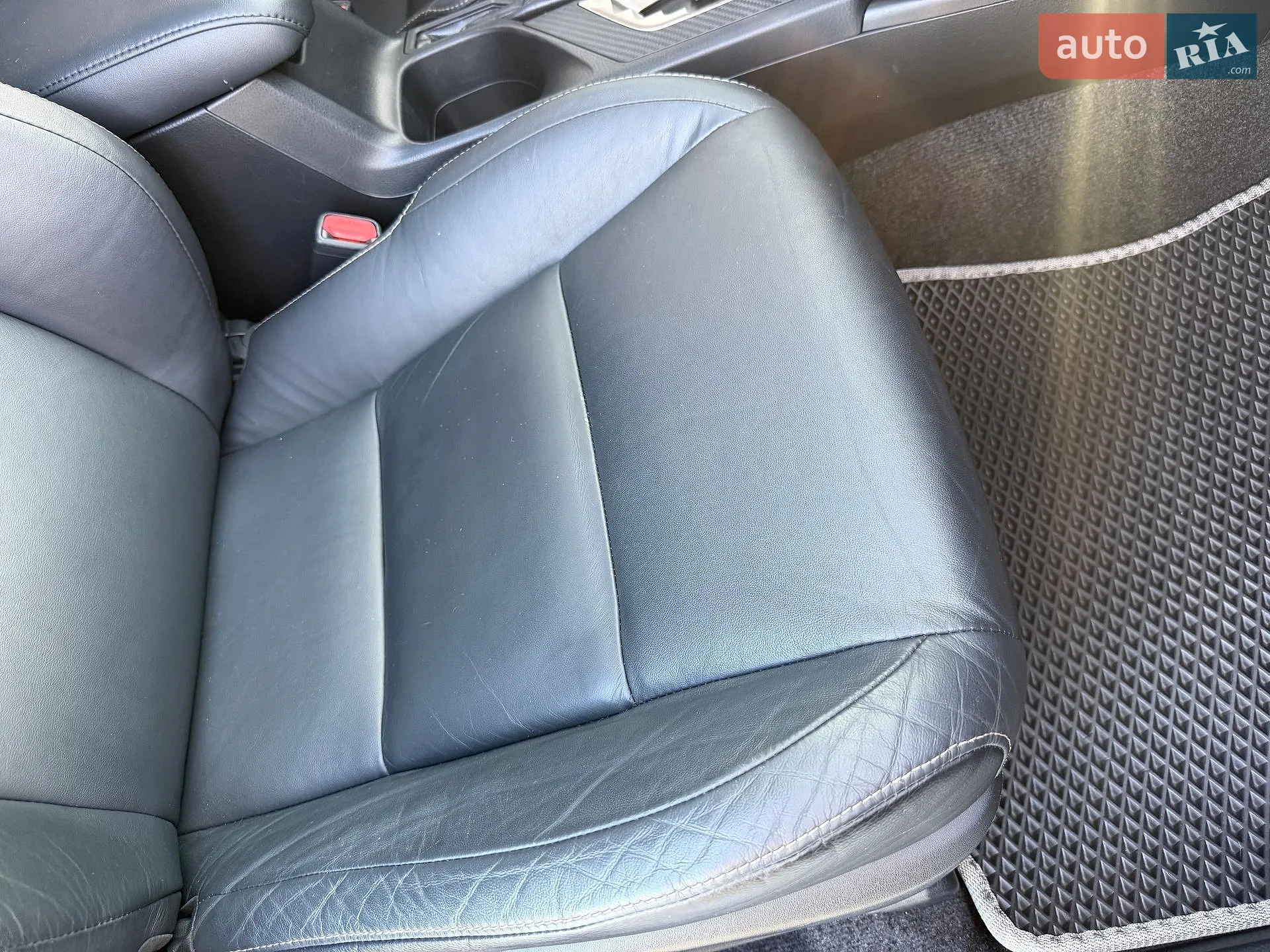 2013 Toyota RAV 4 - мініатюра 15