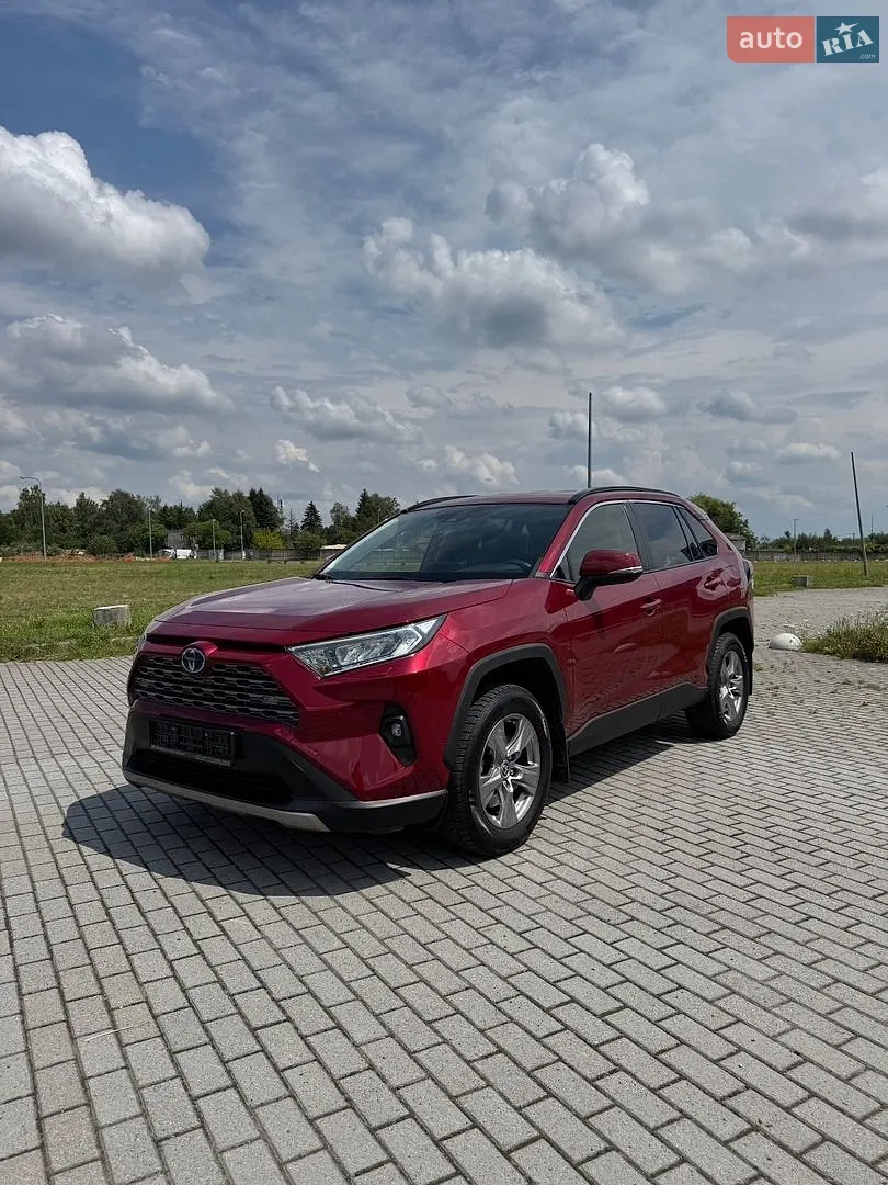 2022 Toyota RAV 4 - фото 1