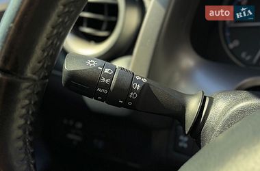 Внедорожник / Кроссовер Toyota RAV4 2017 в Шептицькому