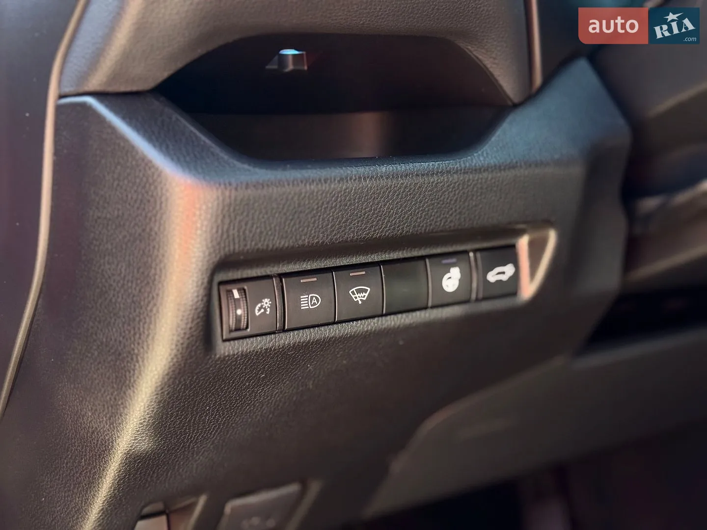 2021 Toyota RAV 4 - мініатюра 46