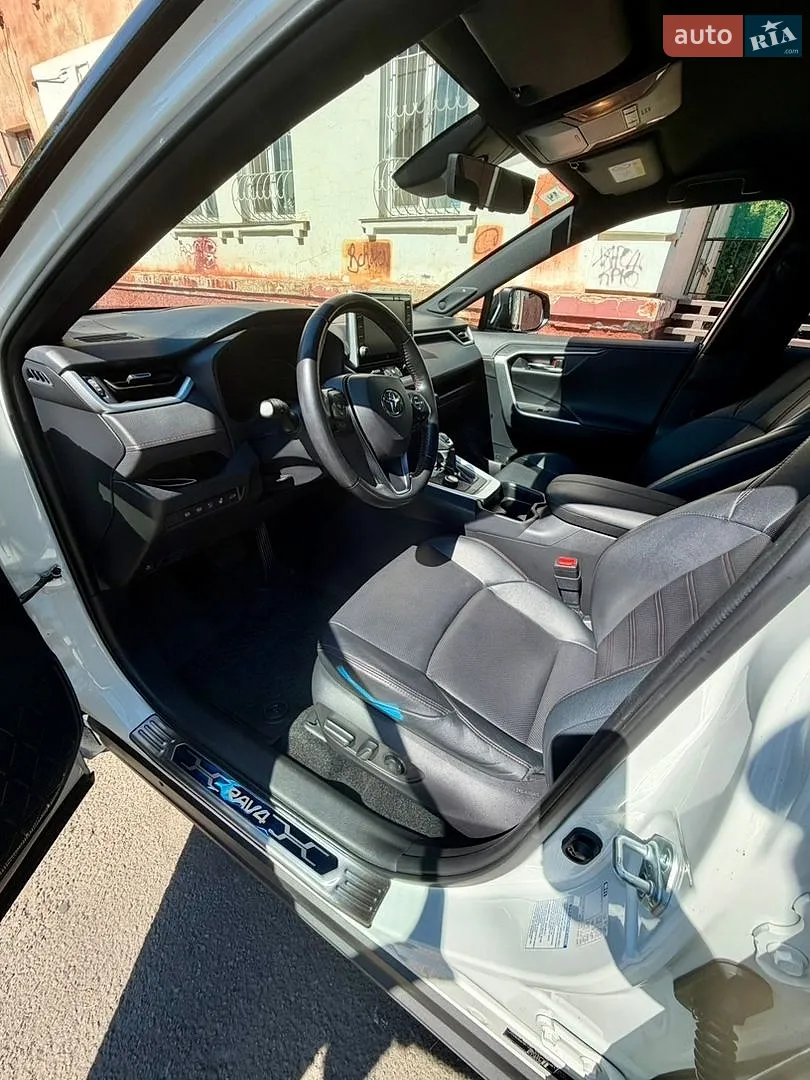 2021 Toyota RAV 4 - мініатюра 15