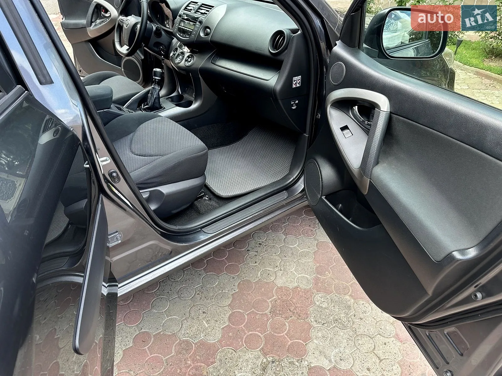 2010 Toyota RAV 4 - мініатюра 24